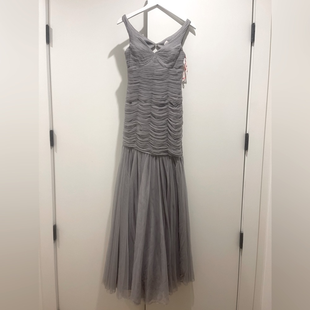 Monique Lhuillier Bridesmaids V-Neck Shirred Tulle Trumpet Dress Dove Gray